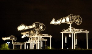wind-kinetic-fleet-shadows-1990-2007-show-night-12